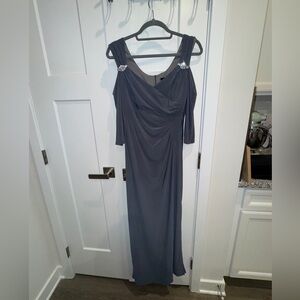 R&M Richards Gray Empire Waist, Cold Shoulder,Evening Gown/Dress (Size 10)